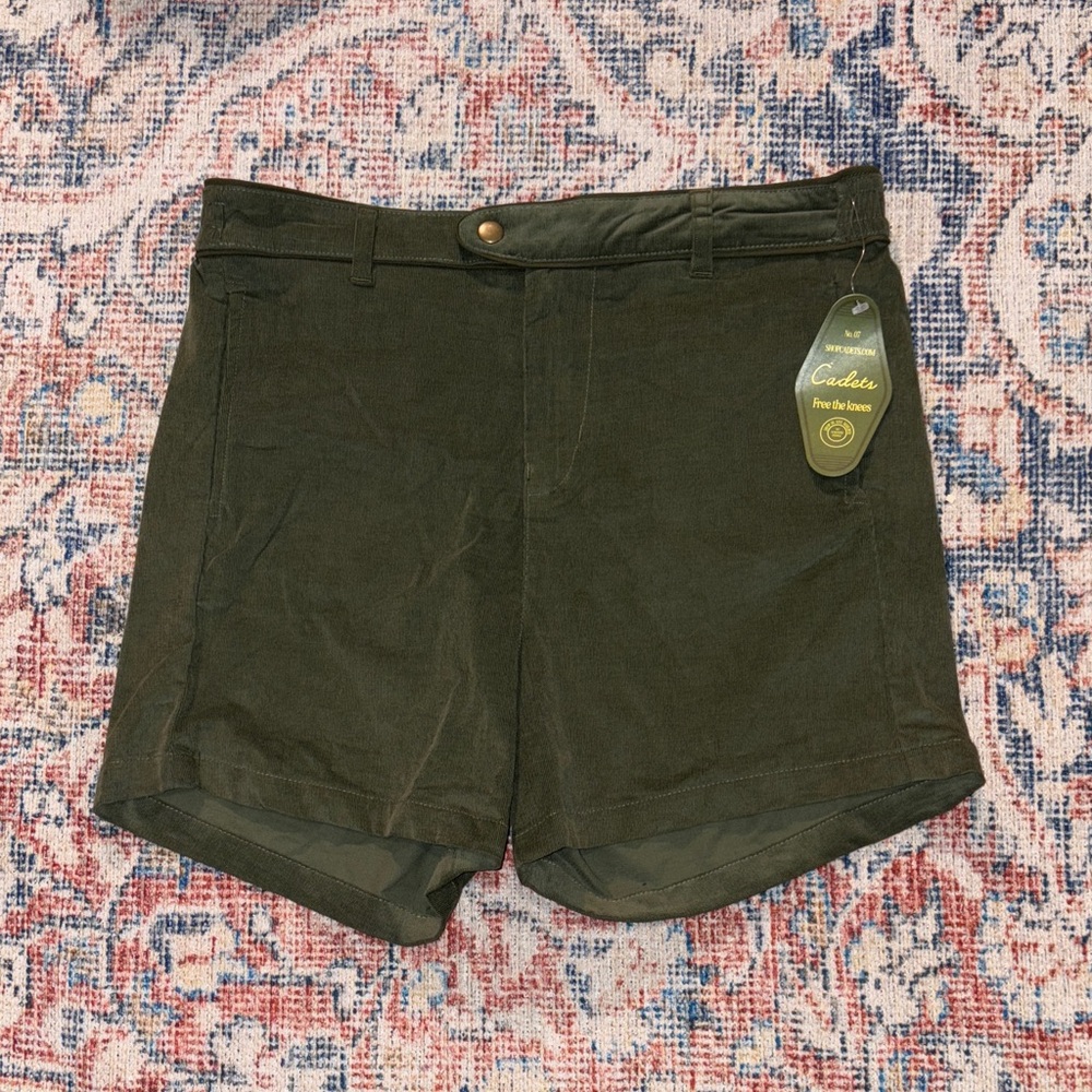 Cadets Corduroy Shorts in Green SZ 12-14 (31-34” Waist) NWT